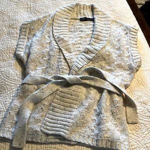 The Limited - size M - short sleeve sweater